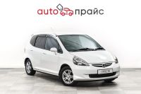 Лот: 21980409. Фото: 2. Honda Fit 2001. Авто, мото, водный транспорт