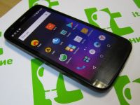 Лот: 10490125. Фото: 4. Motorola Moto G 16GB - Небольшая...