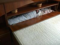 Лот: 2995038. Фото: 2. Кровать двухспальная с тумбочками... Мебель для спальни