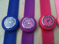 Лот: 1476220. Фото: 3. Стильные молодежные часы с силиконовым... Ювелирные изделия, бижутерия, часы