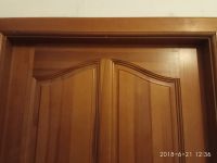 Лот: 11731955. Фото: 2. Дверь с косяком и наличниками. Двери, окна, фурнитура
