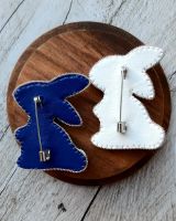 Лот: 19571382. Фото: 3. Брошь Зайка ручной работы. Красноярск