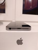 Лот: 15098435. Фото: 2. IPhone SE. Смартфоны, связь, навигация