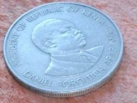 Лот: 10867902. Фото: 7. Монета 1 шиллинг один Кения 1980...