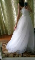 Лот: 11464552. Фото: 4. Свадебное платье со шлейфом 38... Красноярск