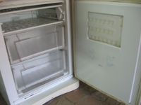 Лот: 14026208. Фото: 4. Холодильник Indesit C132G. Б/У... Красноярск