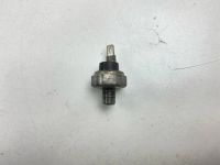Лот: 25642045. Фото: 2. Датчик давления масла Subaru Impreza... Автозапчасти