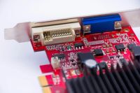 Лот: 11235705. Фото: 4. Видеокарта GF8400GS 256M DDR2... Красноярск