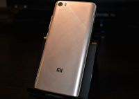 Лот: 15600421. Фото: 2. Xiaomi MI5 GOLD. Смартфоны, связь, навигация