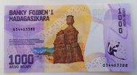 Лот: 25720983. Фото: 2. Мадагаскар 1000 ариари 2017 ПРЕСС. Банкноты