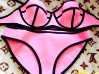 Лот: 4533011. Фото: 2. Купальник розовый неон. Женская одежда