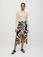 Лот: 19992013. Фото: 7. Свитер Massimo Dutti, пиджак Zara
