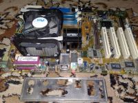 Лот: 287078. Фото: 2. Asus P4P800-X. Комплектующие
