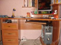 Лот: 6604. Фото: 2. Стол компьютерный