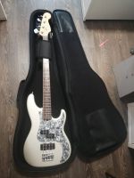 Лот: 11441657. Фото: 6. Fender American Deluxe Precision...