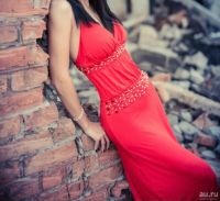 Лот: 7326997. Фото: 3. Почти новое эффектное красное... Одежда, обувь, галантерея
