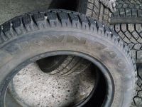 Лот: 17077814. Фото: 2. одна зимняя шина Kumho 175/65R14. Шины, Диски
