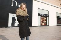 Лот: 2135082. Фото: 2. Пуховик. Женская одежда