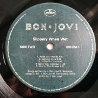 Лот: 23170807. Фото: 4. LP ● BON JOVI ● Slippery When...