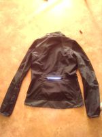 Лот: 12136734. Фото: 2. Ветровка reebok originai. Женская одежда