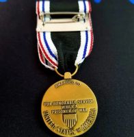 Лот: 25364112. Фото: 2. Медаль военопленного (США) - иностранная... Значки, медали, жетоны