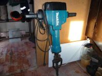 Лот: 10899221. Фото: 3. Отбойный молоток Makita HM1801. Строительство и ремонт