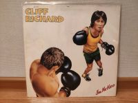 Лот: 22636131. Фото: 4. Cliff Richard - I'm No Hero LP...
