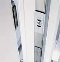 Лот: 5074221. Фото: 2. Магнитная защёлка на балконную... Двери, окна, фурнитура