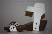 Лот: 1618847. Фото: 3. Новые белые сандалии - размер... Одежда, обувь, галантерея