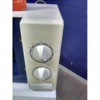 Лот: 25741881. Фото: 2. Микроволновая печь SAMSUNG CE2618NR. Мелкая бытовая техника