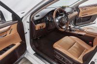 Лот: 21980279. Фото: 10. Lexus ES350 2016