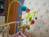 Лот: 12093662. Фото: 2. Музыкальная карусель на кроватку... Игрушки