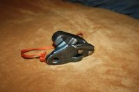 Лот: 4814945. Фото: 2. Спусковое устройство Гри-гри. Спортивные товары