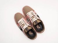 Лот: 20578042. Фото: 2. Кроссовки Nike SB Dunk Low x Travis... Женская обувь