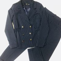 Лот: 11959839. Фото: 2. Костюм новый , пиджак и брючки... Женская одежда