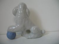 Лот: 24672812. Фото: 3. Пудель с мячом Собака Цирк Фарфор... Коллекционирование, моделизм