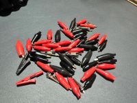 Лот: 25767958. Фото: 2. Крокодилы (зажимы) маленькие. Радиодетали  (электронные компоненты)