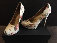 Лот: 10274324. Фото: 2. Туфли с цветочным рисунком, размер... Женская обувь