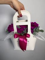 Лот: 25732573. Фото: 2. 9. Цветы в сумочке (композиция... Цветы, букеты