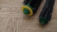 Лот: 20282589. Фото: 2. iRobot Roomba комплект щеток чистящего... Запчасти для бытовой техники