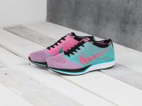 Лот: 12684789. Фото: 6. Кроссовки Nike Flyknit Racer...