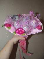Лот: 5091012. Фото: 2. букет из конфет киндеров Мишка... Цветы, букеты