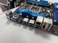 Лот: 16288765. Фото: 2. Материнская плата ASUS P8H67. Комплектующие