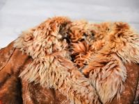 Лот: 13036746. Фото: 2. Дубленка р-р 42-44 (S-M). Женская одежда