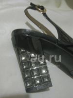 Лот: 20557528. Фото: 5. лаковые босоножки с красивым каблуком...