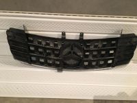 Лот: 10757583. Фото: 2. Решетка радиатора Mercedes-Benz... Автохимия, масла, тюнинг