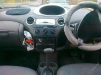 Лот: 2181396. Фото: 3. Toyota Vitz. Красноярск