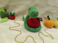 Лот: 19955980. Фото: 3. Змейка на яблоке. Красноярск