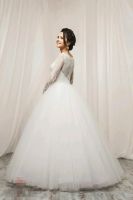 Лот: 10458176. Фото: 4. Свадебное платье 46-48. Красноярск