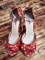 Лот: 15828477. Фото: 2. Туфли в горошек, размер 38,5. Женская обувь